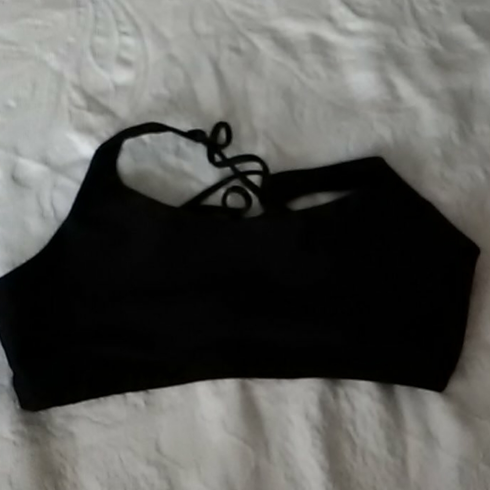 Ozzie sports bra